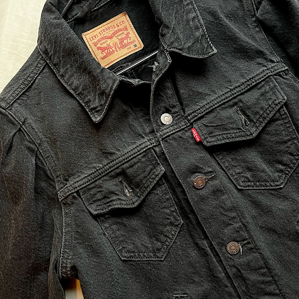 Levi black denim jacket